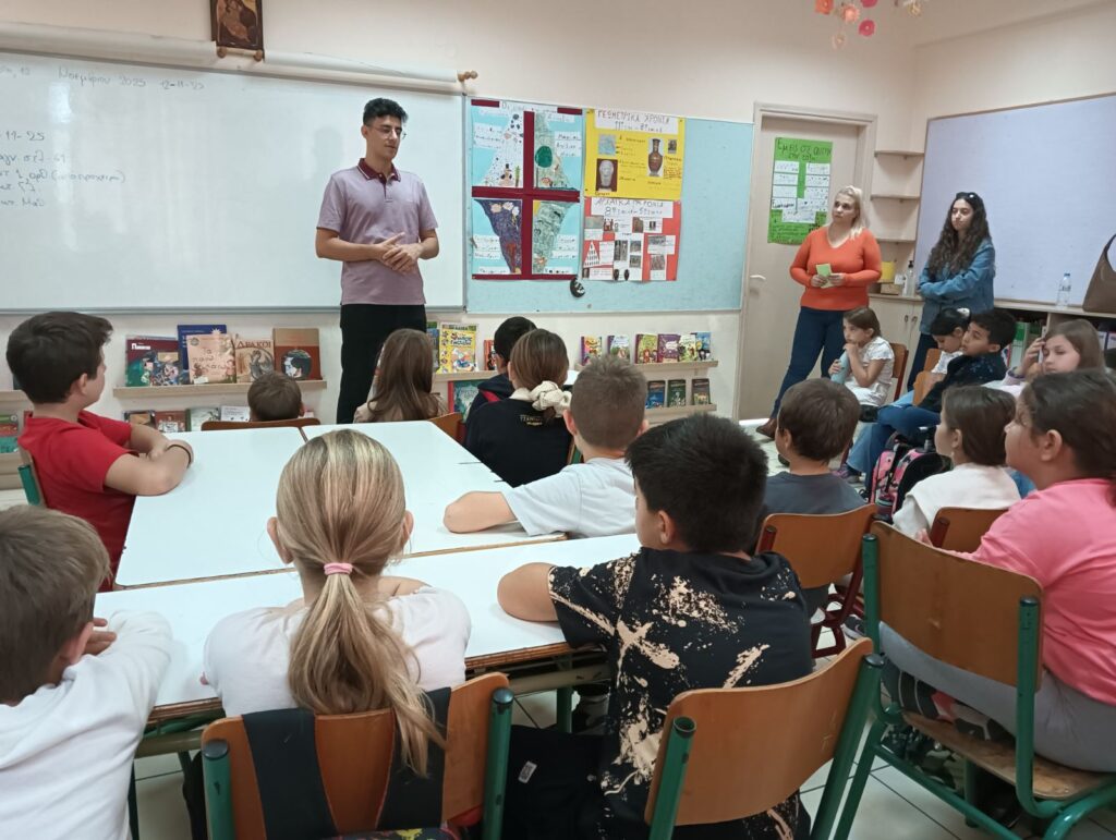 Ο συγγραφέας Γιώργος Λελεδάκης στο σχολείο μας